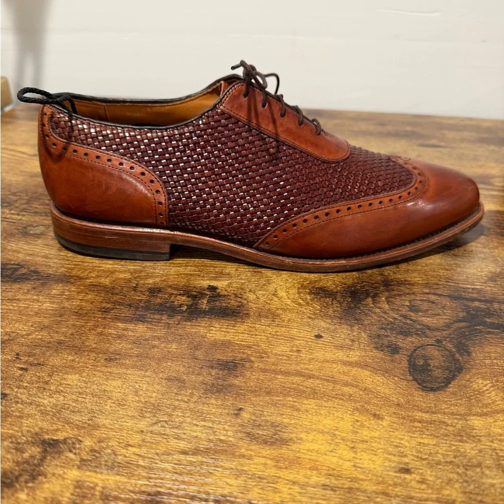 Allen Edmonds men’s wingtips - Picture 3 of 11